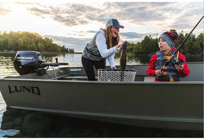 Mercury Marine 1A15201LK 15 HP 4-Stroke EFI Outboard, 15" Shaft