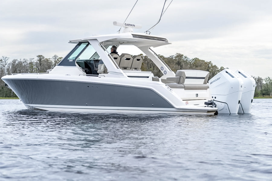 Mercury Verado 400CXL V-10 Outboard 400hp White Counter-Rotation | Digital Throttle and Shift, Electric Start, 25" Shaft (Copy)